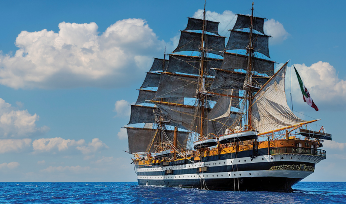 Al momento stai visualizzando Amerigo Vespucci, la nave più bella del mondo da 90 anni